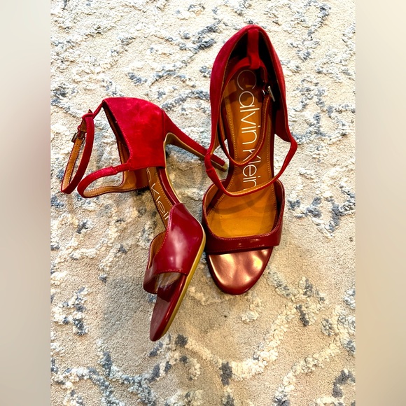 Calvin Klien deep red sexy heel size 8 - Picture 4 of 5